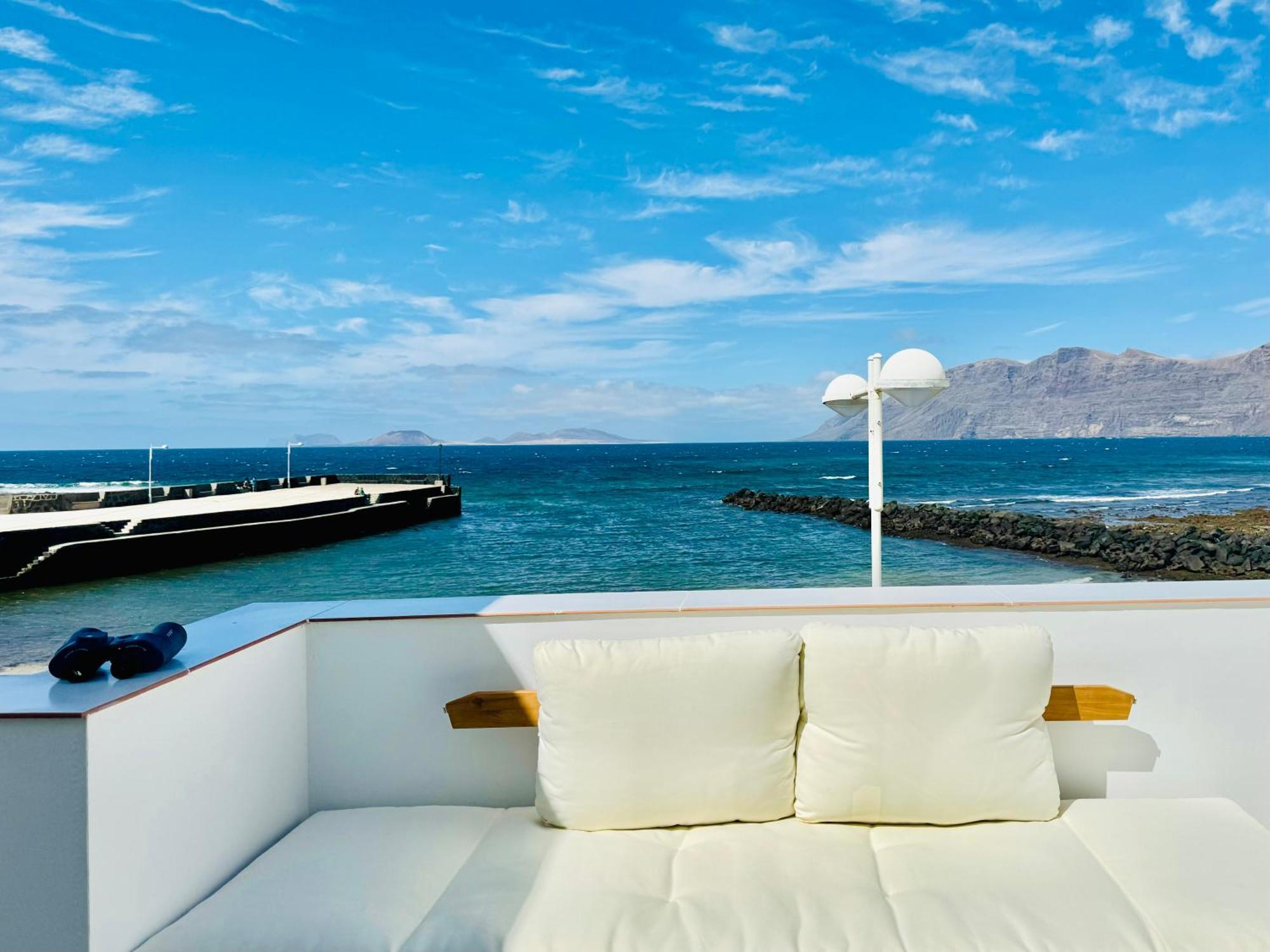 Canaryislandshost I Marino Famara Esterno foto